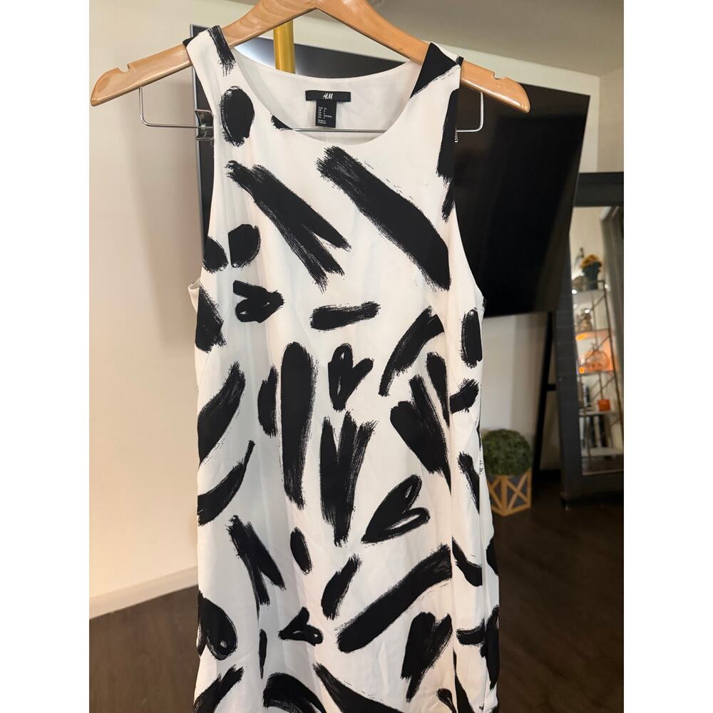 H&M DRESS size 4 - Picture 2 of 5